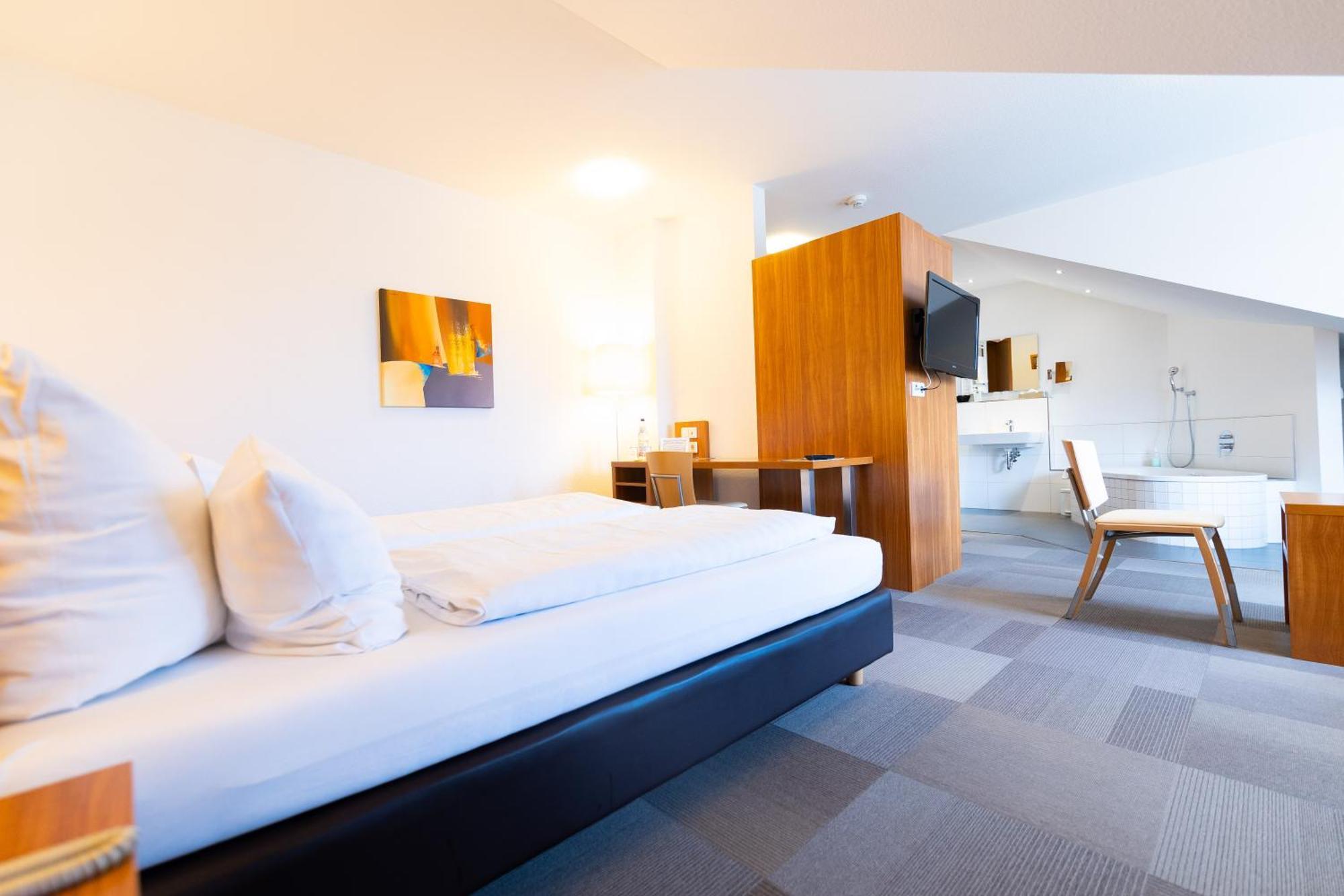 Hotel Darstein Altrip Экстерьер фото